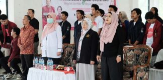 mahasiswa mempelajari dari dekat khasiat aun kelor