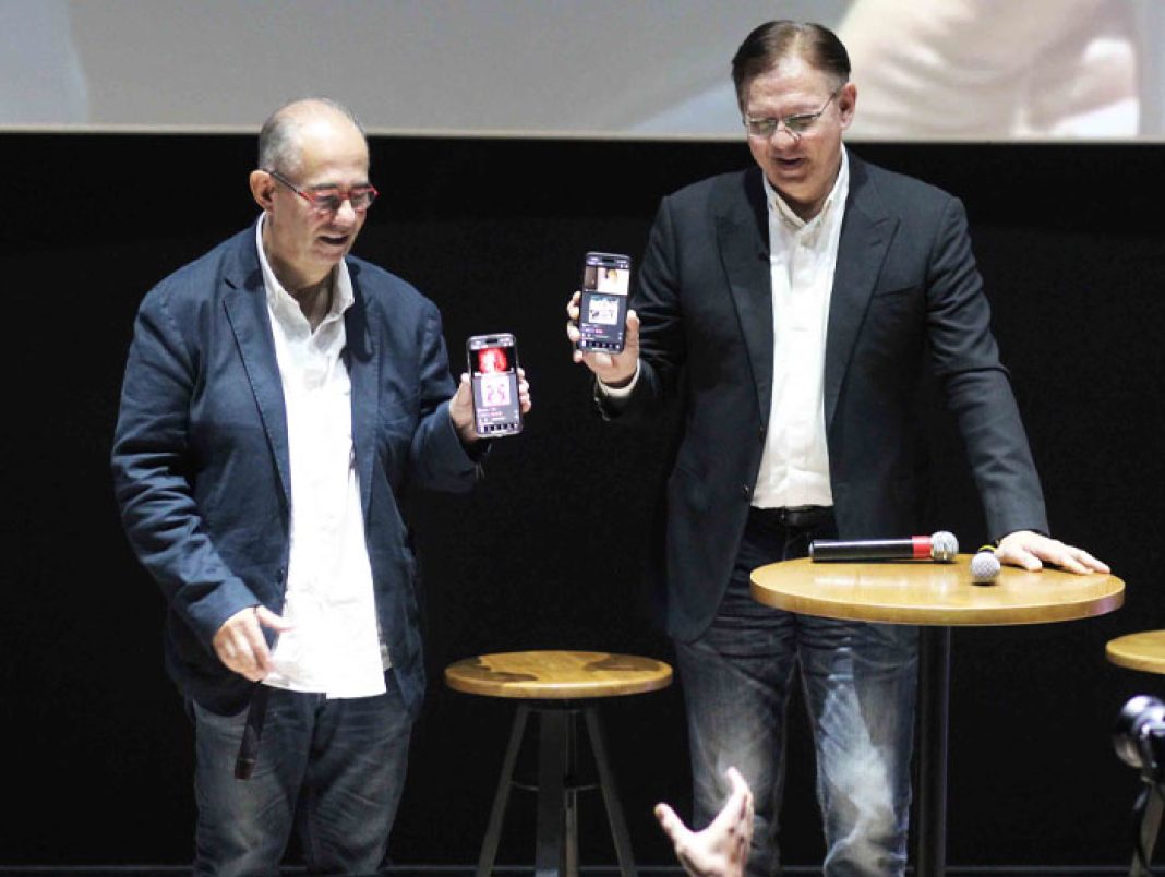 allan klepfisz dan sandy monteiro dalam press conference peluncuran fenix360 di jakarta