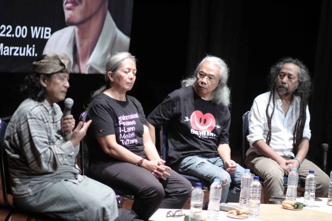 taufik rahzen (budayawan) arahmaiani (perupa), bre redana (kritikus seni & sastrawan) dan amien kamil