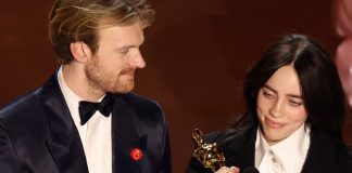 billie eilish & finneas o'connell raih oscar untuk lagu terbaik 2024