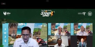 the weekly brief with sandi uno di gedung sapta pesona