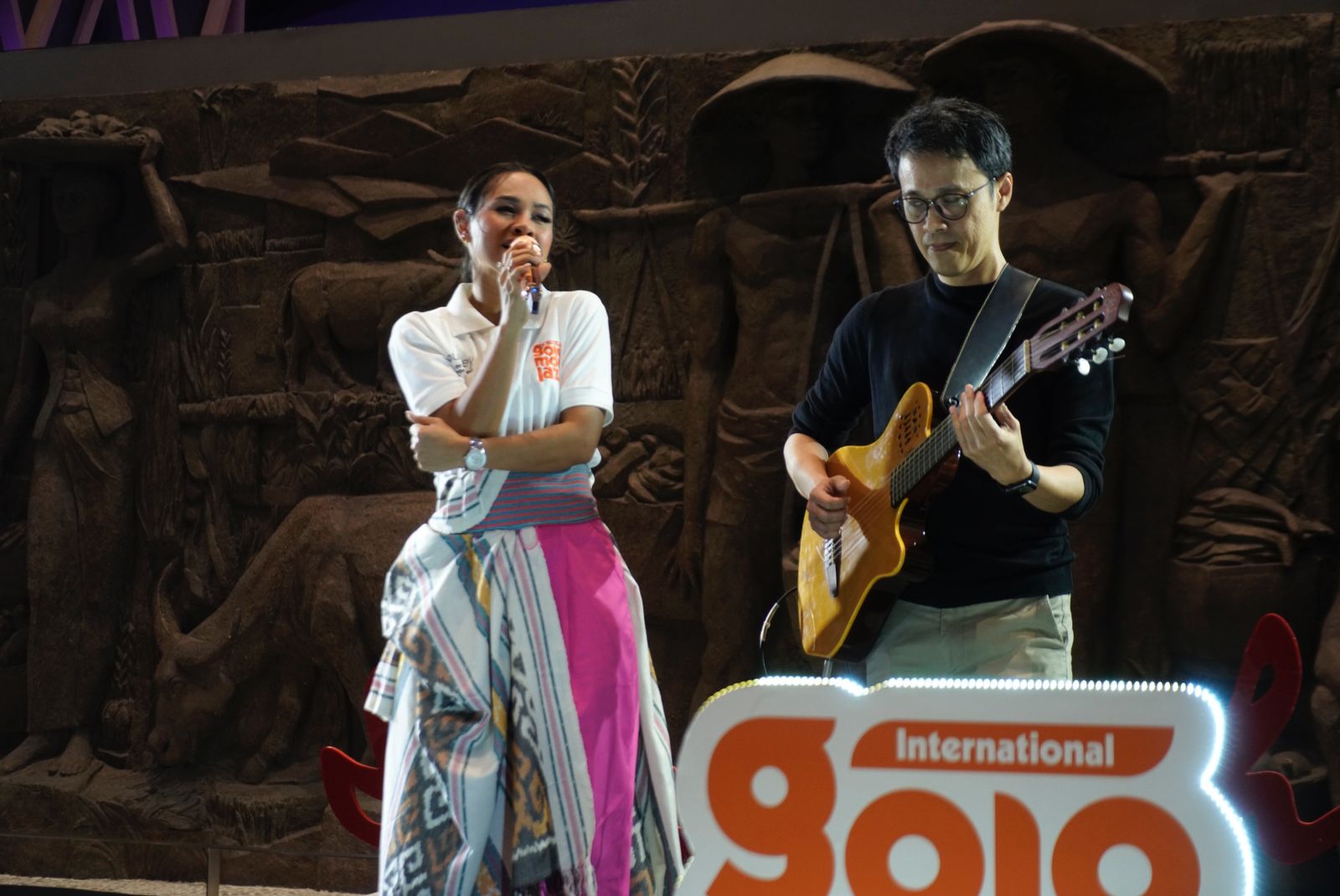 andien dan tohpati tampil mempromosikan international golo mori jazz 2024