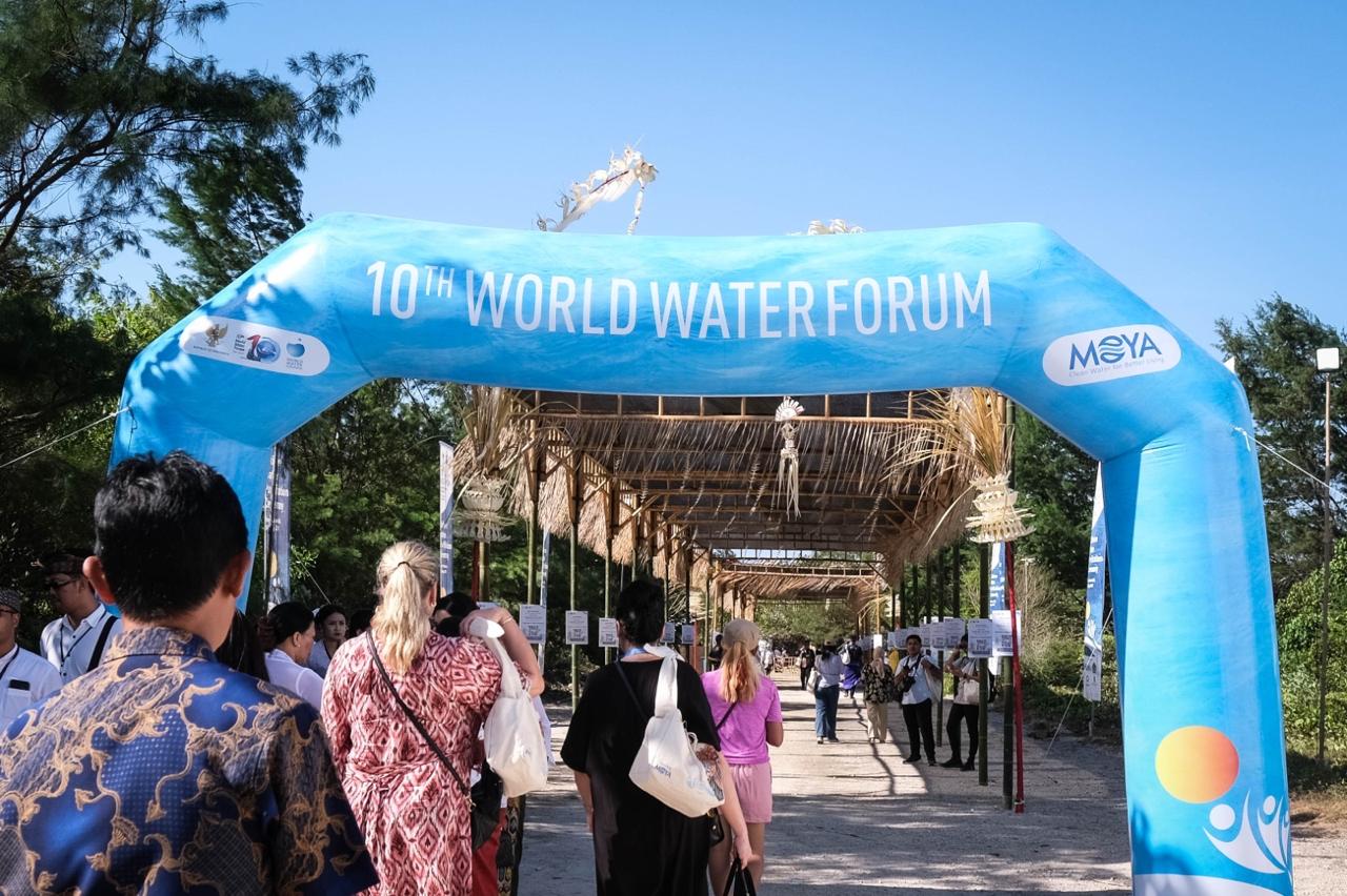 pencarian  kata "World Water Forum" meningkat signifikan, dengan lebih dari 1.800 pencarian harian