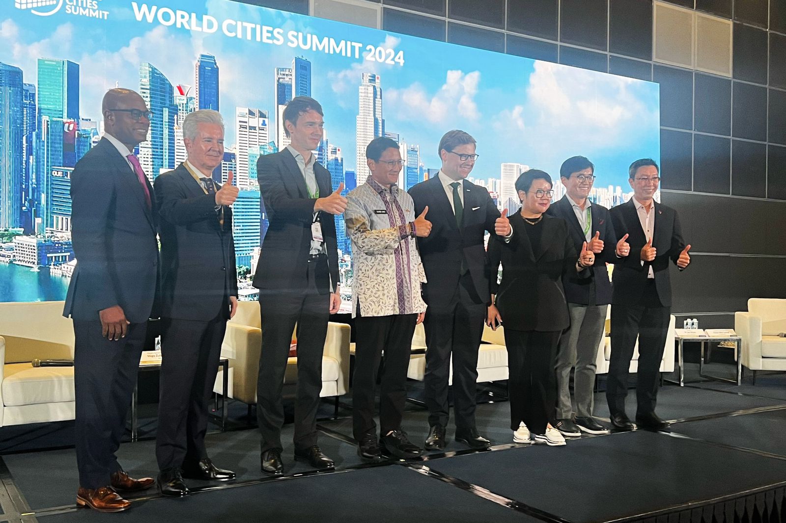 World Cities Summit sendiri merupakan ajang pertemuan tiap dua tahunan 