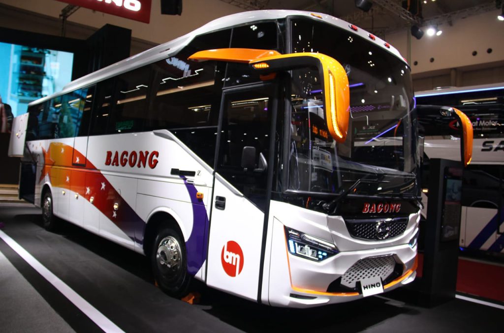 Hino Bus AK 240 desain rangka ruang belakang space frame yang memberikan area kargo lebih luas