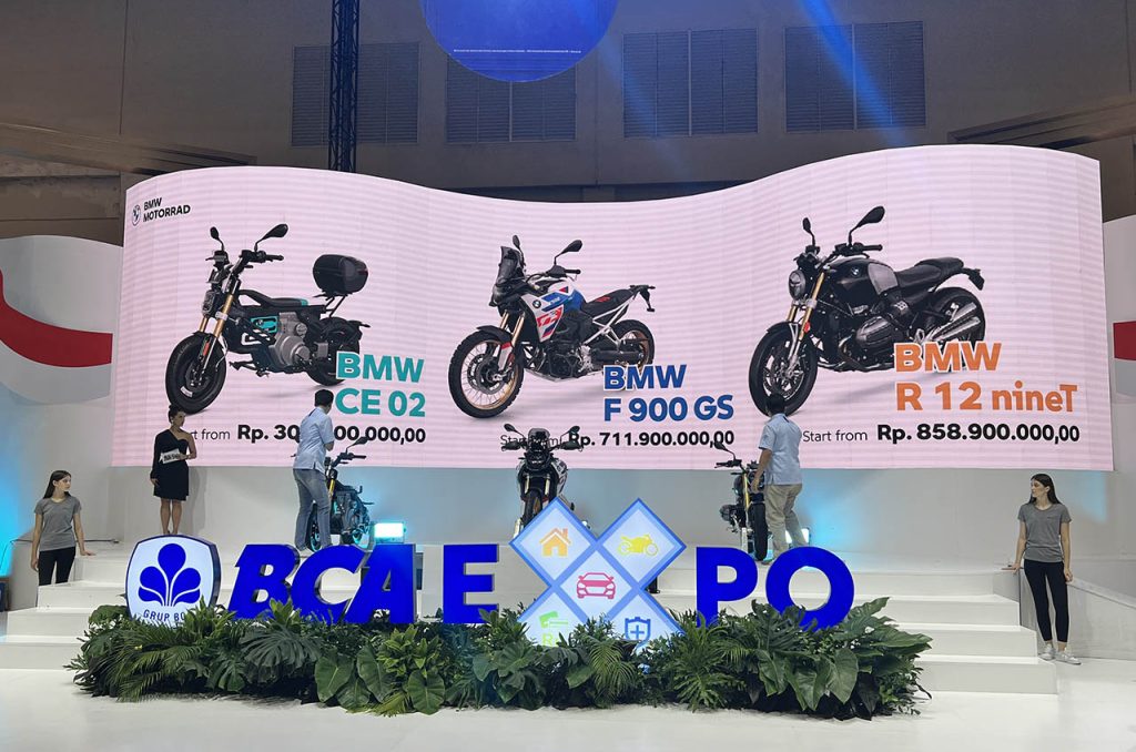 Launching Product BMW R 12 nineT, BMW CE 02, dan BMW F 900 GS