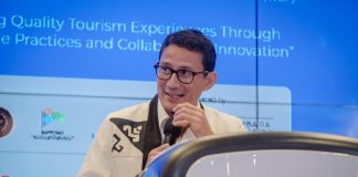 Sandiaga Uno Dalam acara "The Weekly Brief With Sandi Uno"