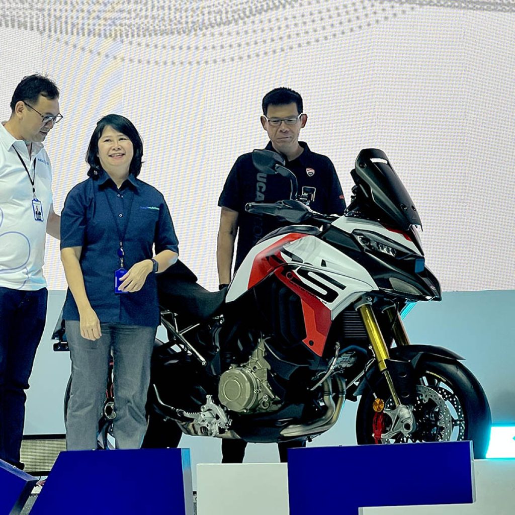 Launching Ducati Multistrada V4 RS