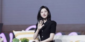 kim ji won dalam tur fan meeting