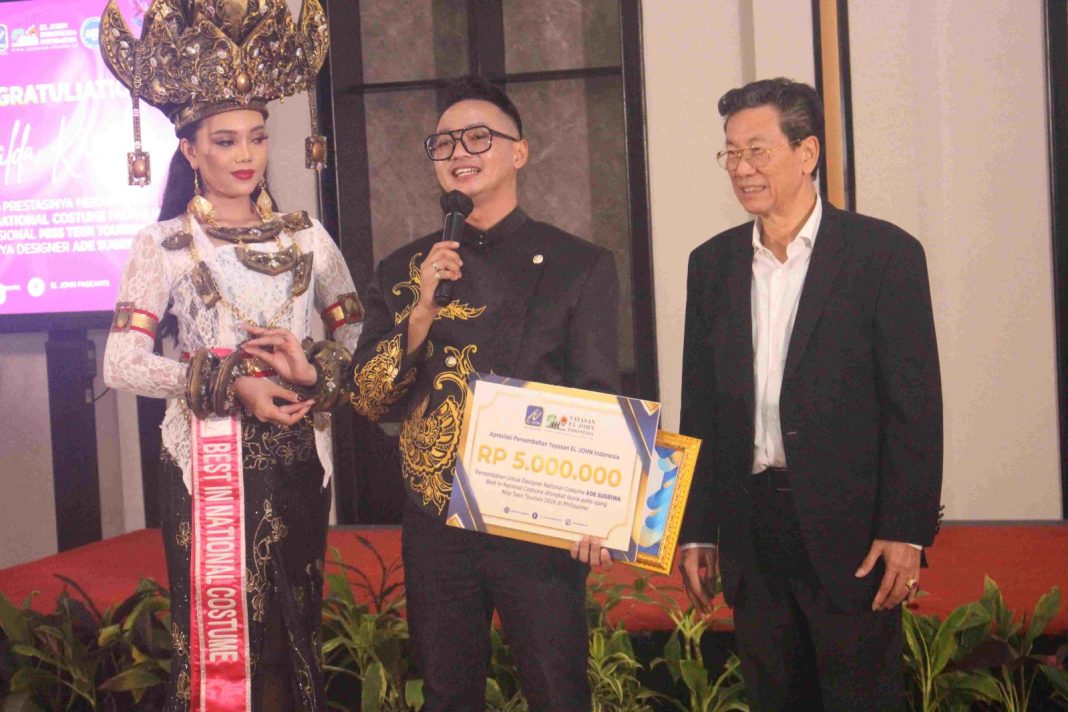 Hilda Karolina, Ade Sugriwa dan Martinus Johnnie Sugiarto