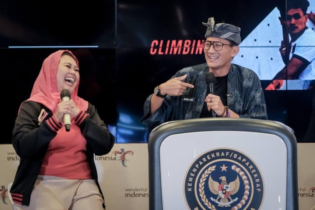 yenny wahid dan sandiaga