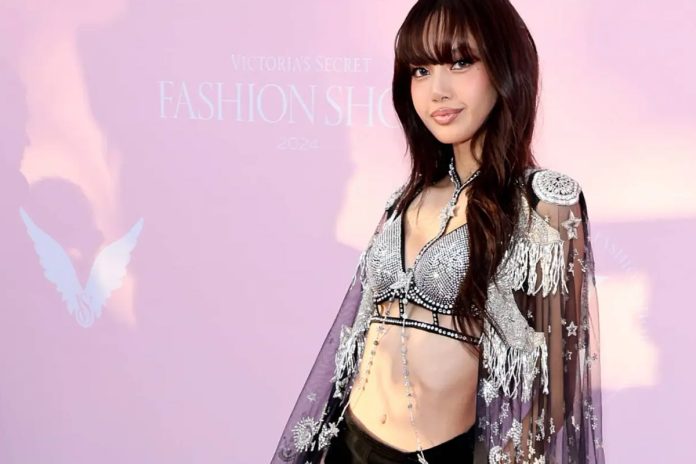 lisa menjadi model victoria secret