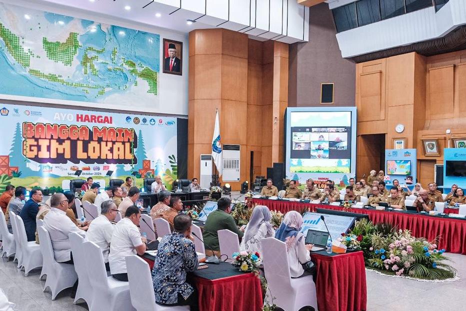 menparekraf sandiaga uno saat hadir di rakor di kementerian dalam negeri, jakarta,