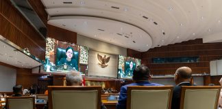 puan maharani memimpin rapat paripurna dpr ri