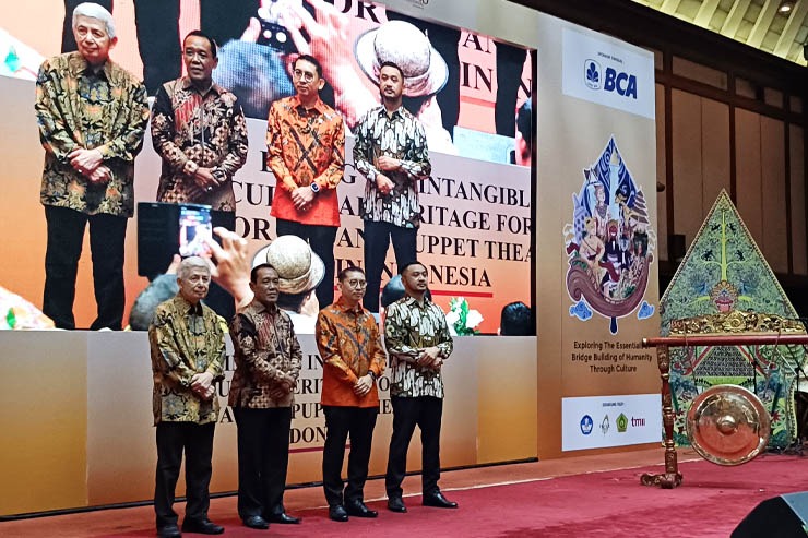 peluncuran buku pesona wayang indonesia di jakarta