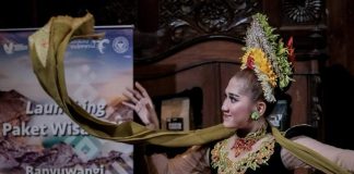 padatnya wisatawan di sejumlah destinasi favorit di Bali bukan karena jumlah wisatawan yang berlebih,