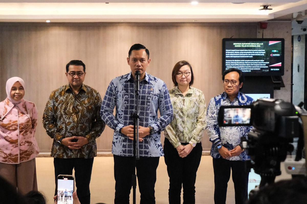 menekraf teuku riefky temui menko ipk agus harimurti yudhoyono