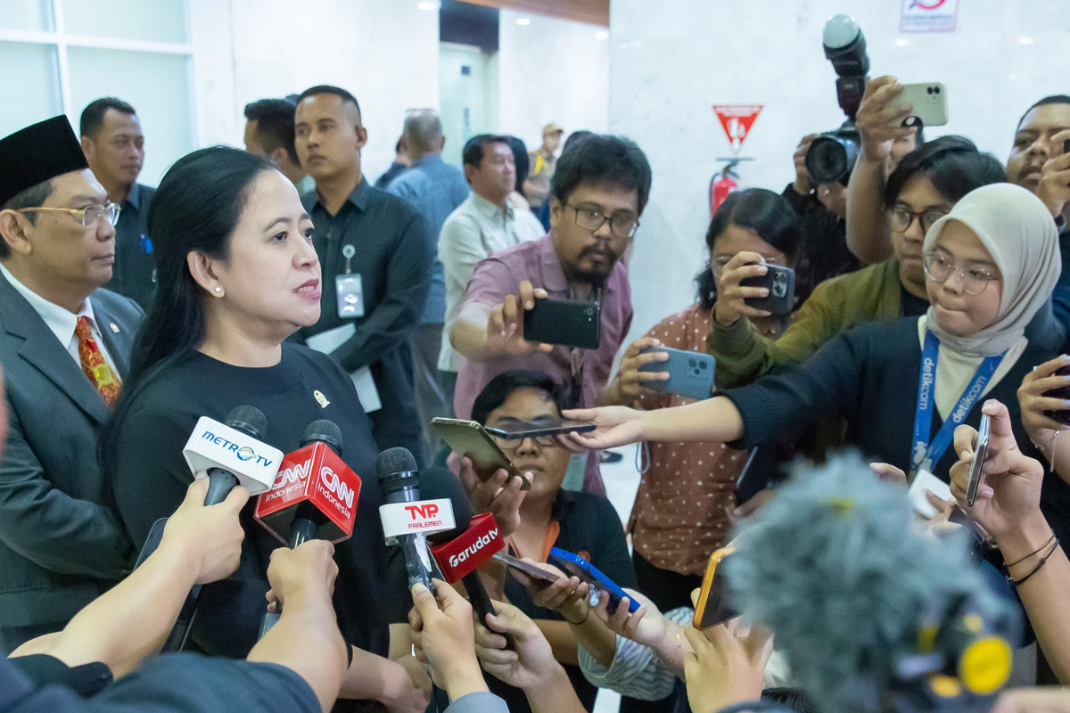 puan maharani menerima pertanyaan wartawan