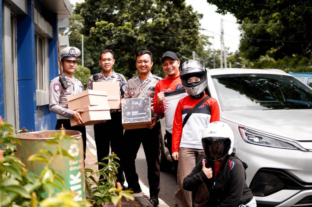 Year End Sunday Morning Ride with BMW Motorrad Indonesia