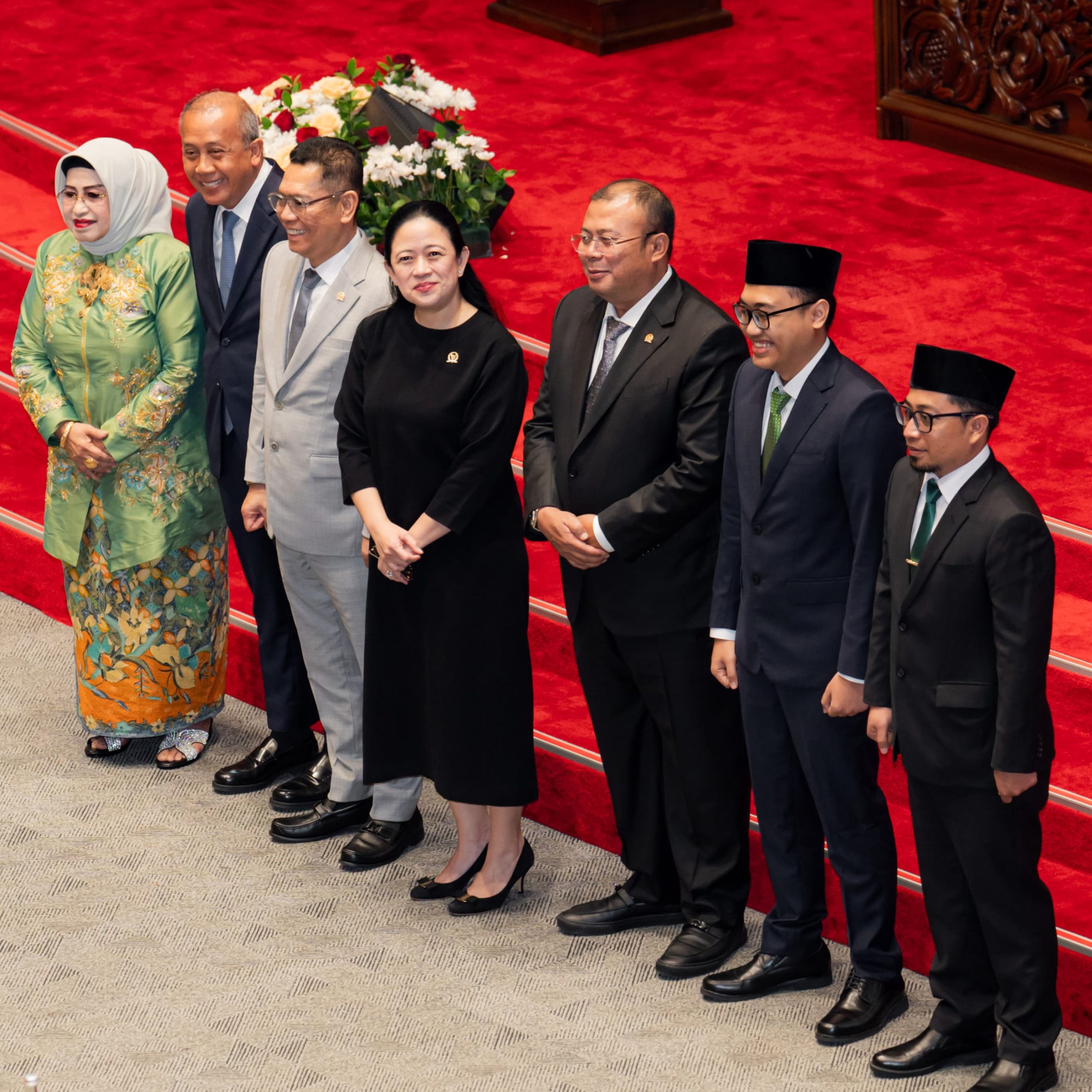 anngota dpr dan puan maharani