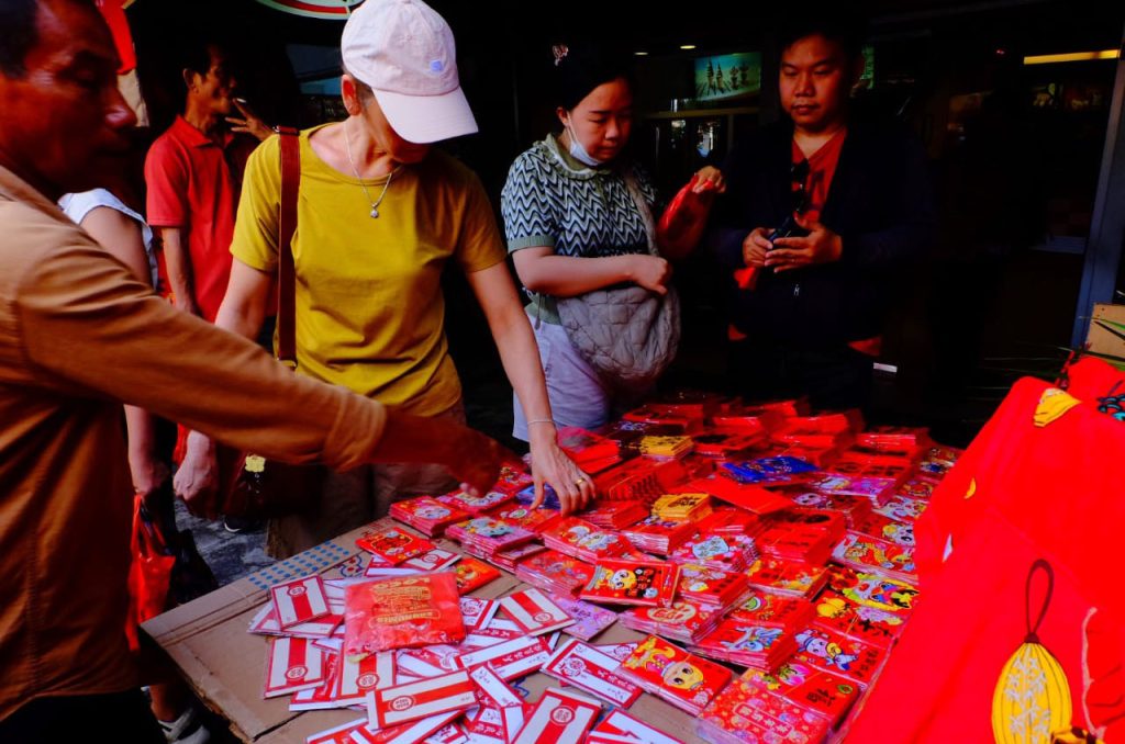 Jelang Imlek 2576 di Pasar Glodok