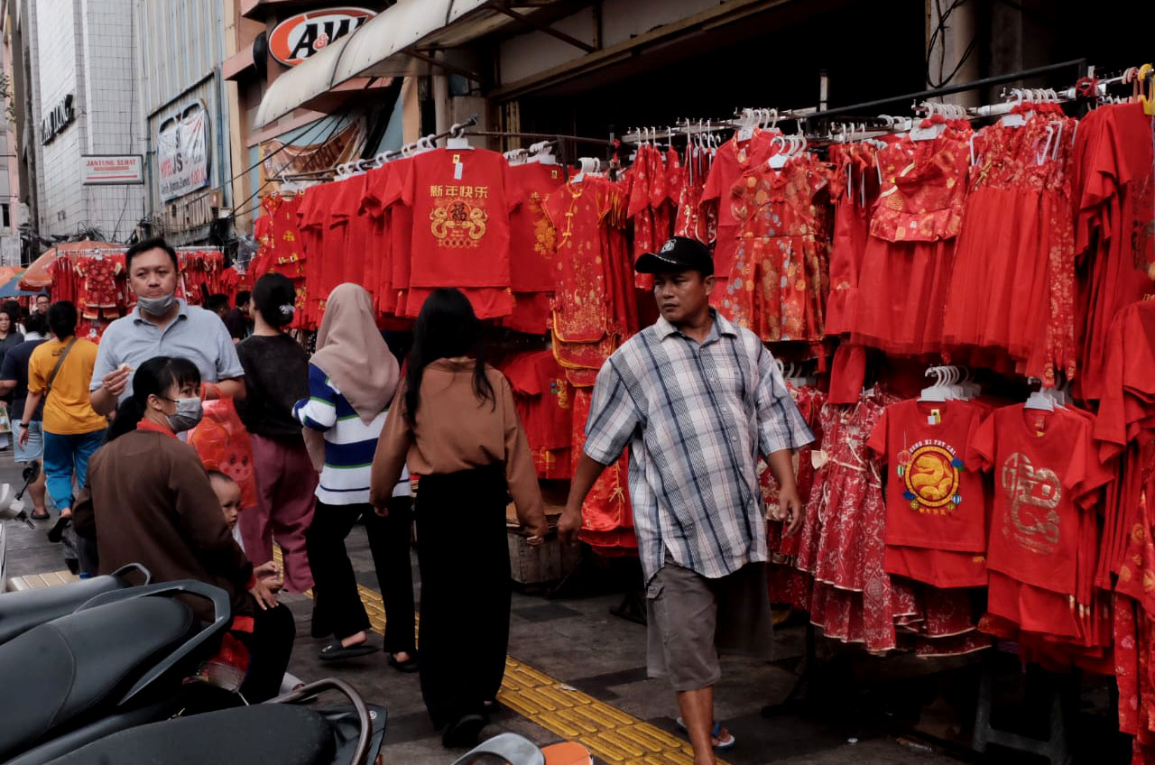 Penjualan Baju Khas Imlek