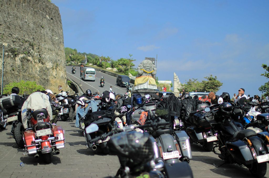 Momen Persiapan Rolling Thunder di Indonesia Harley® Fest 2025