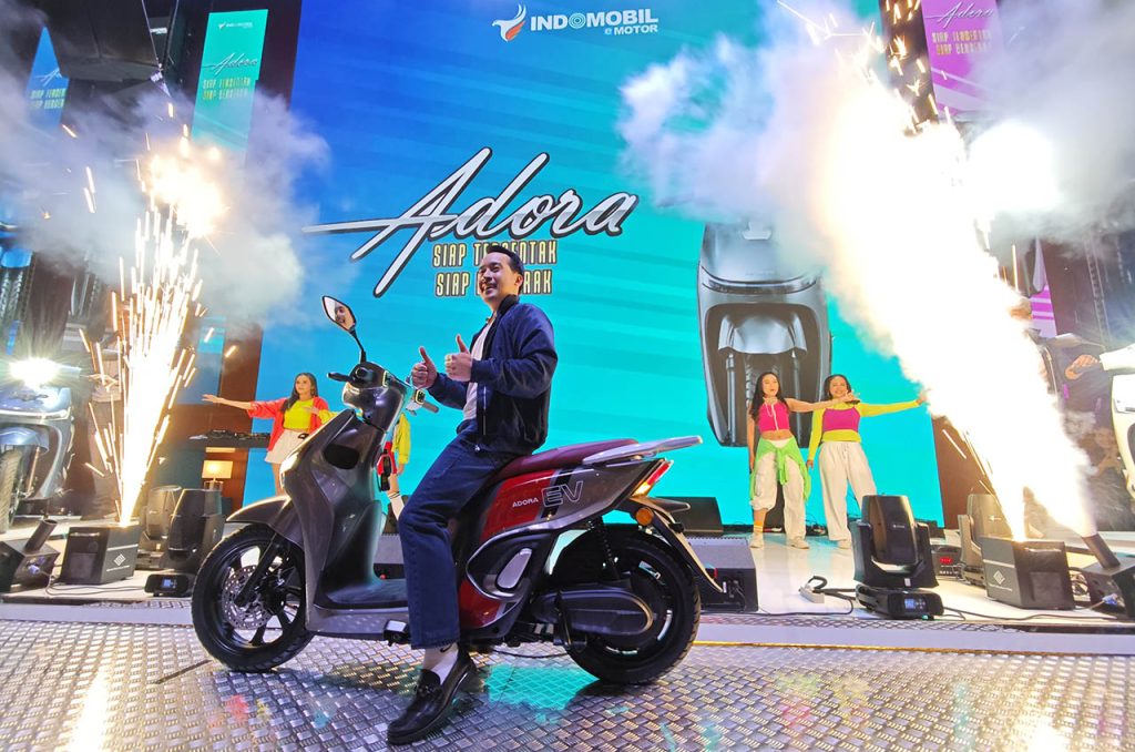 peluncuran motor listrik adora 01