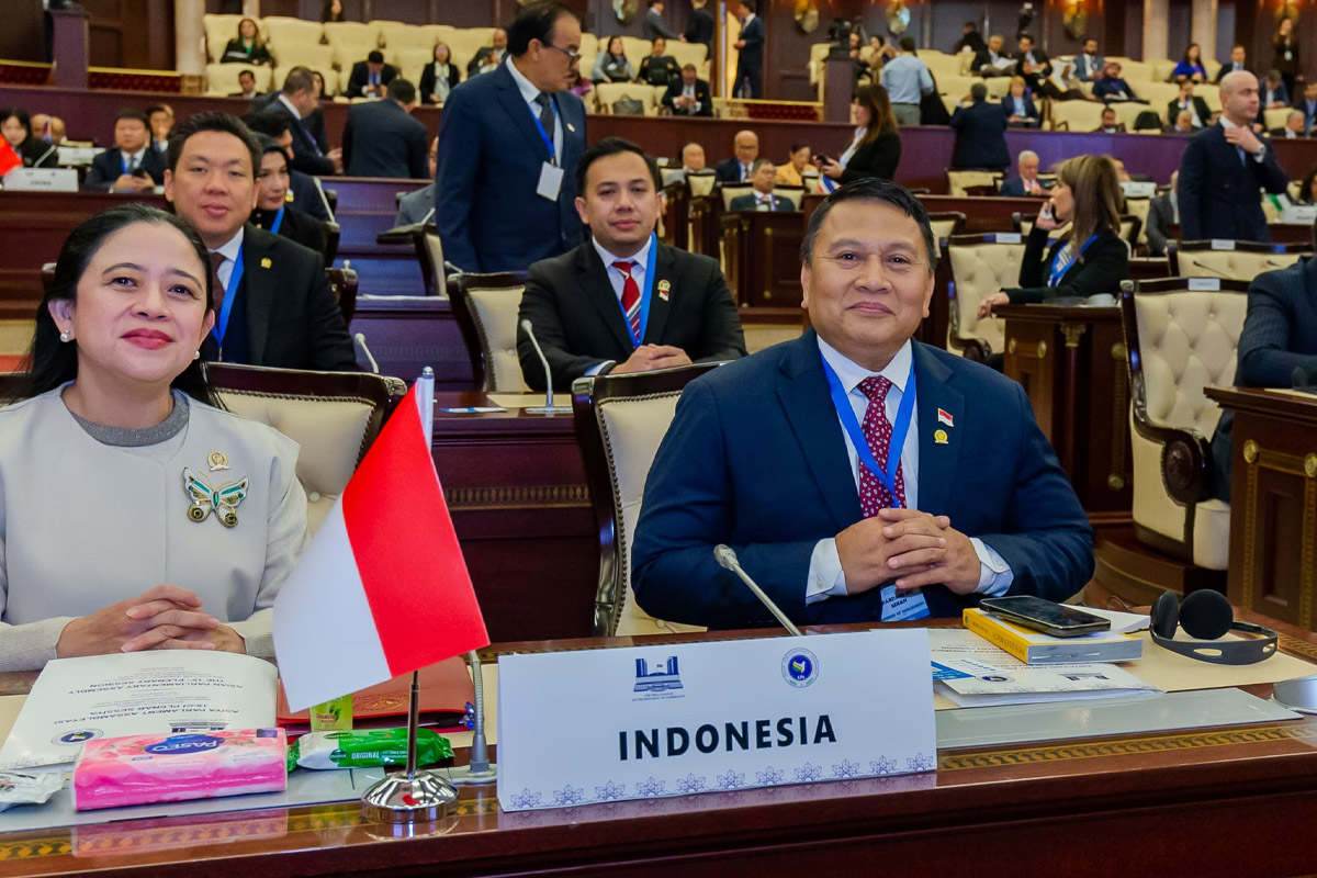 puan maharani di tengah ktt ke 15 forum asian parliamentary assembly