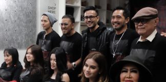 para pemain “terikat jalan setan”
