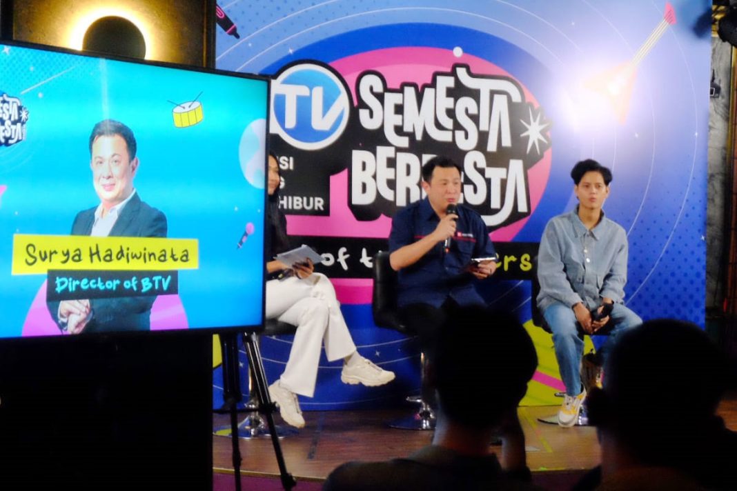 Surya Hadiwinata pada jumpa pers BTV Semesta Berpesta 2025 bersama Steven Paaribu surya hadiwinata pada jumpa pers btv semesta berpesta 2025 bersama steven paaribu