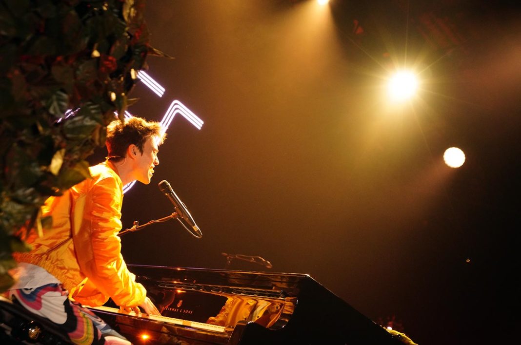 Jacob Collier Kembali Memukau di Java Jazz 2025_03 Musisi Jacob Collier Kembali Memukau di Java Jazz 2025