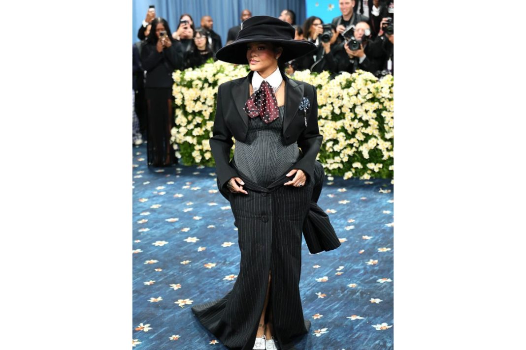 Rihanna di acara Met Gala 2025 rihanna di acara met gala 2025