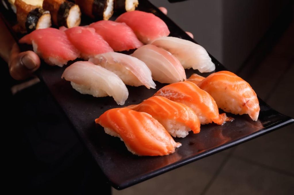 sajian buffet bertema Jepang