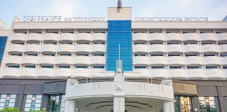 sunlake waterfront resort & convention