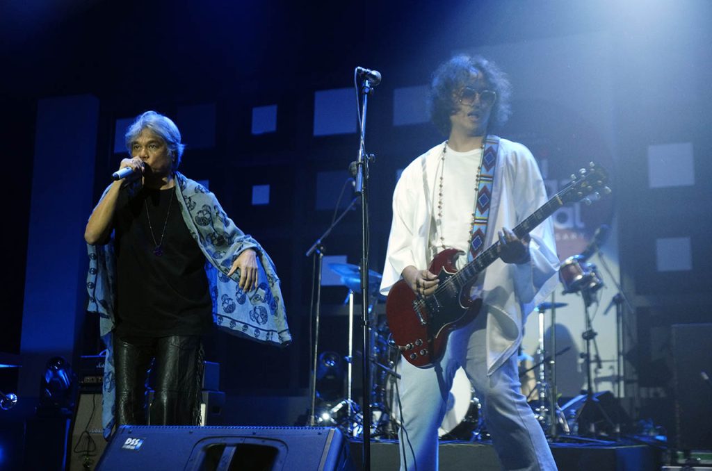 Kolaborasi lintas generasi yang eksplosif! Arya Novanda & KADRI FLOWER GENERATION Feat. Karung Brass suguhkan pengalaman musikal yang tak terlupakan di Java Jazz 2025.