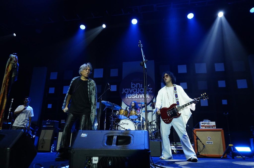 arya novanda & kadri flower generation feat. karung brass 05