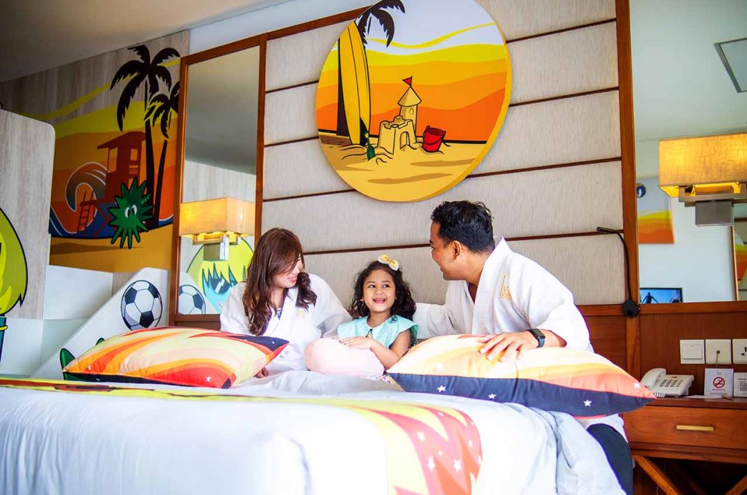 Famtastic Getaway-2 LV8 Resort Hotel menghadirkan promo spesial bertajuk “Famtastic Getaway”