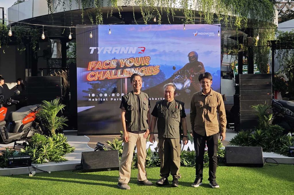 PT Indomobil Emotor Internasional resmi meluncurkan Indomobil Emotor Tyranno, motor listrik multipurpose pertama di Indonesia. Peluncuran perdana digelar dalam konferensi pers yang berlangsung di Habitat Park, SCBD, Jakarta Selatan