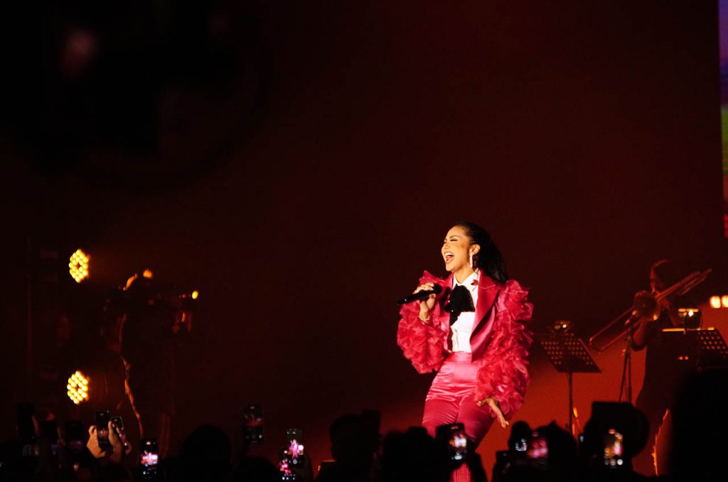 Diva pop Indonesia, Krisdayanti saat tampil dalam acara BNI Java Jazz Festival 2025 di JIExpo Kemayoran, Jakarta, Sabtu (31/5/2025)