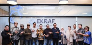 menteri ekraf teuku riefky bersama para pencetus fnan