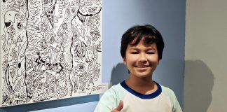 Ragasastra Gunawan, seniman muda berusia 12 tahun, resmi menggelar pameran tunggal perdananya bertajuk “The Dimondy World: A Leaked Portal”. Digelar di ARTOTEL Thamrin, Jakarta