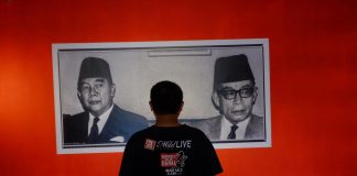 rayakan bulan bung karno, guntur soekarnoputra gelar pameran foto 1