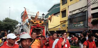 Sambut HUT Jakarta ke-498 dan Ulang Tahun ke-274 Vihara Dharma Raya Toa Se Bio