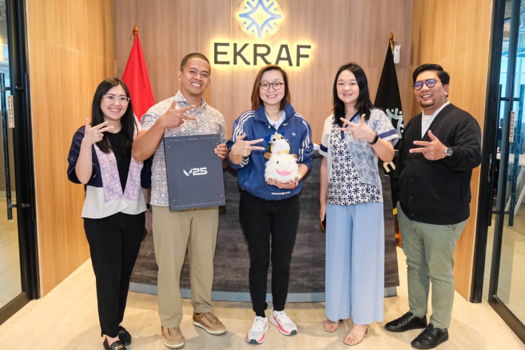 Wakil Menteri Ekonomi Kreatif af) Irene Umar menerima audiensi dari Riot Games di Kantor Kementerian Ekraf, wakil menteri ekonomi kreatif af) irene umar menerima audiensi dari riot games di kantor kementerian ekraf,
