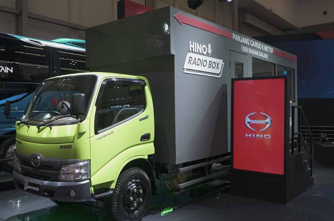 Hino Luncurkan Hino300 Series 136 MDLR di GIIAS 2025 Hino Luncurkan Hino300 Series 136 MDLR di GIIAS 2025