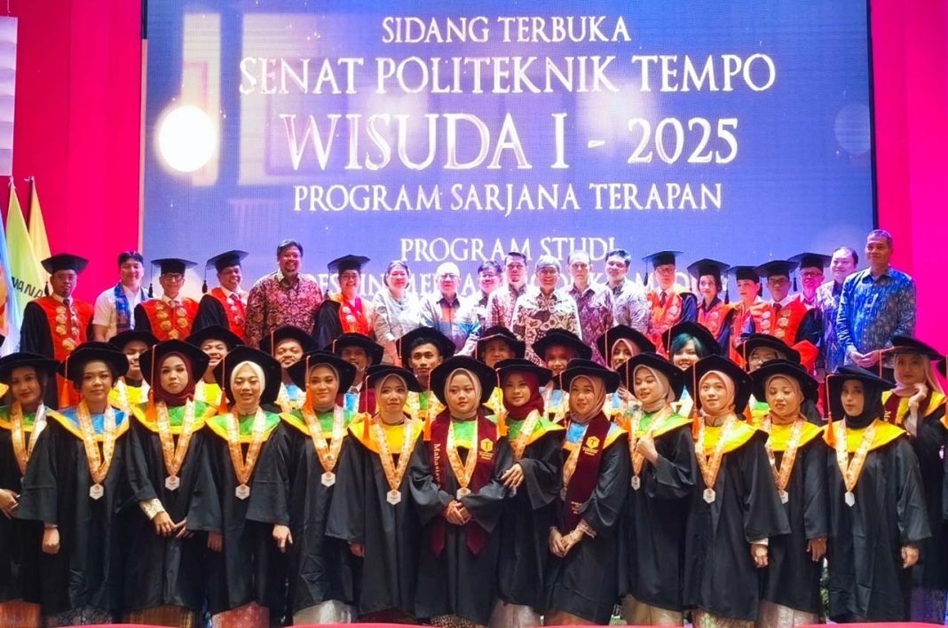 Politeknik Tempo menggelar wisuda perdana pada 12 Juli 2025 di Perpusnas RI Politeknik Tempo menggelar wisuda perdana pada 12 Juli 2025 di Perpusnas RI