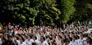 ada 1.054 penari dalam pagelaran seni dan budaya di istana jakarta