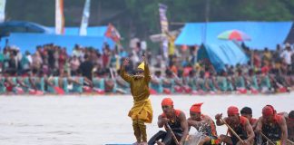 festival pacu jalur sumber gambar dok kemenpar