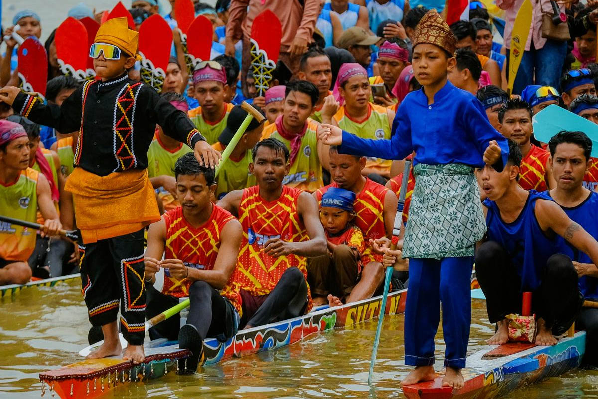 festival pacu jalur tradisional 2025 akan berlangsung hingga 24 agustus 2025